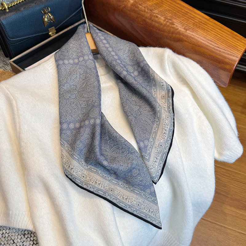 蓝棕双面双色真丝羊毛混纺丝巾新款中方巾百搭高级感桑蚕丝小领巾