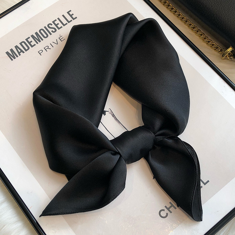 纯色真丝丝巾中方巾百搭黑色100%桑蚕丝秋冬款洋气时尚韩国小领巾