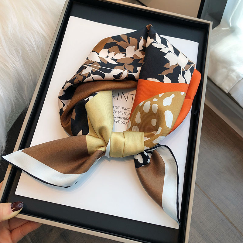 桔色100%真丝丝巾68cm中方巾百搭