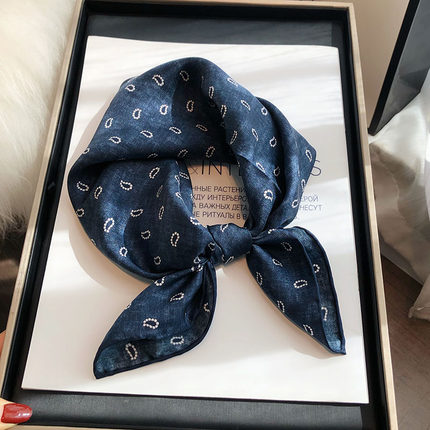 斜纹绸真丝丝巾小方巾春秋百搭蓝色高级感手工卷边100%桑蚕丝领巾
