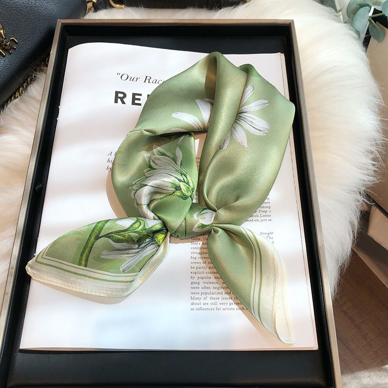 绿色真丝丝巾女2025新款小方巾百搭秋冬100%桑蚕丝发带领巾配衬衫