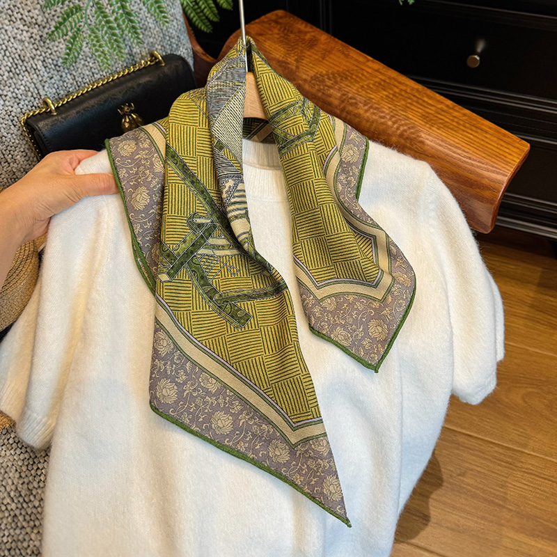 真丝羊毛混纺丝巾新款中方巾百搭