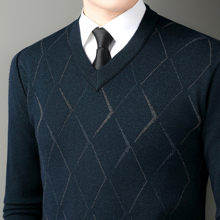 秋冬季新款正品男装V领毛衣加厚中老年爸爸鸡心领针织衫羊毛衫潮