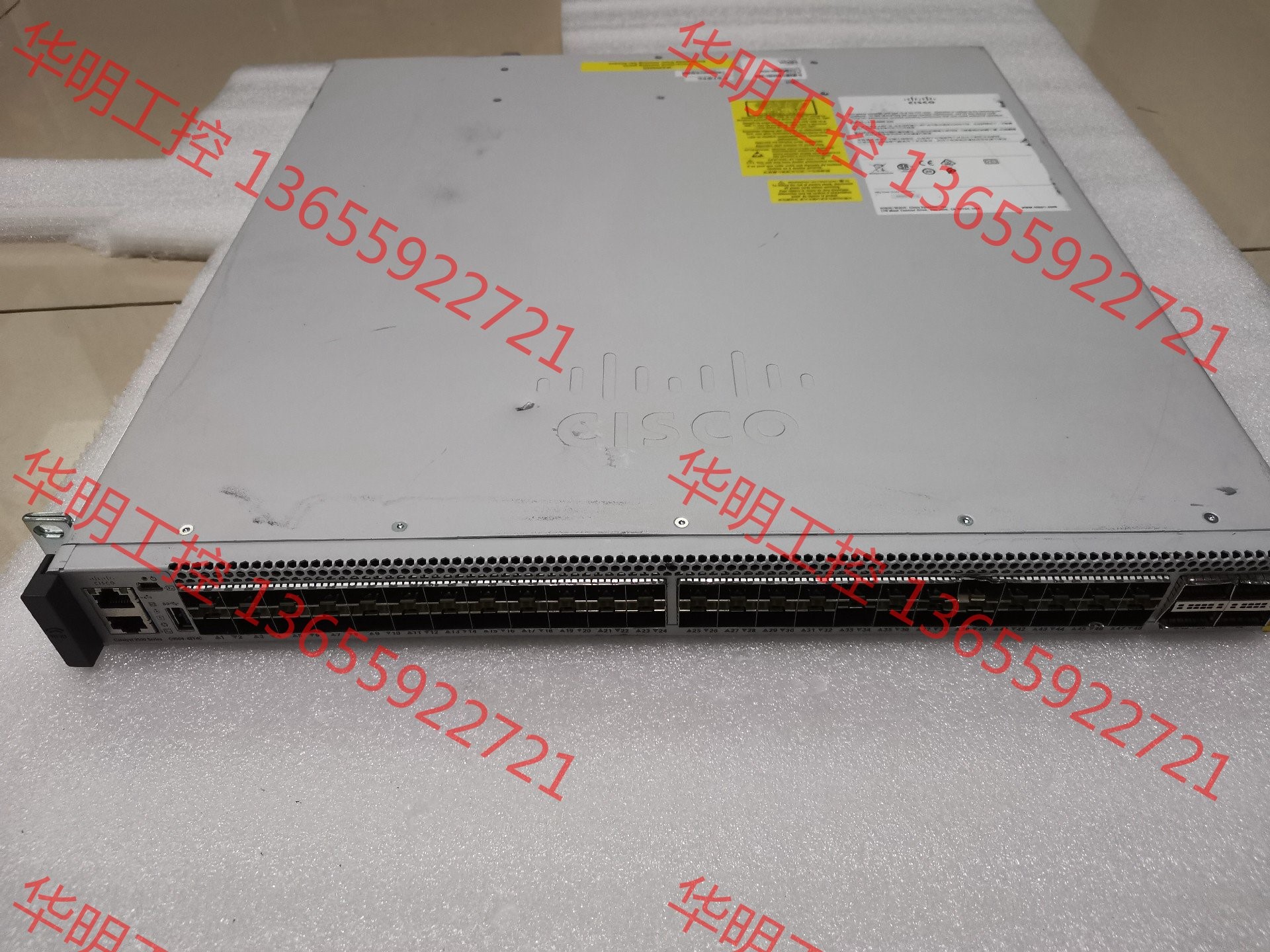 议价 思科C9500-48Y4C-A核心汇聚交换机 实物图