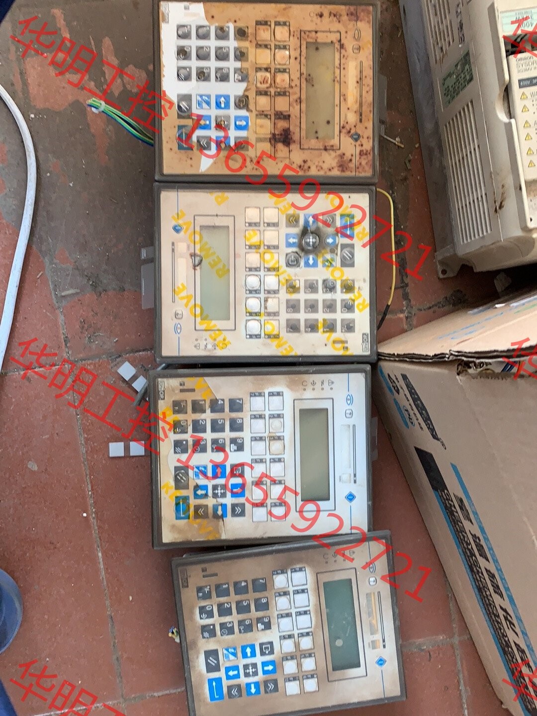 议价 Uniop 人机界面型号是CP10G-04-0045 有9台