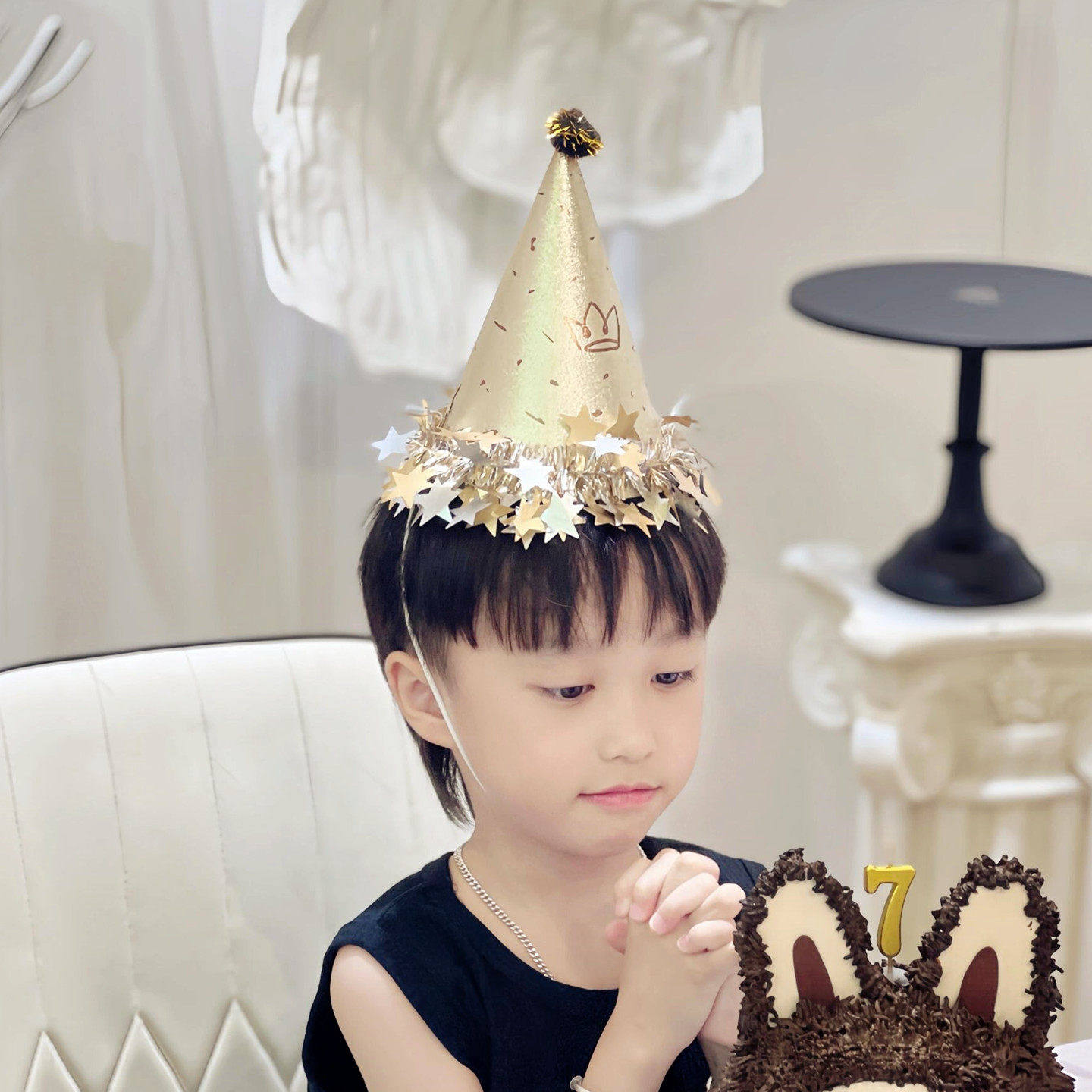 ins风网红亮片生日帽子儿童女孩周岁宝宝派对头饰装饰氛围感拍照图片