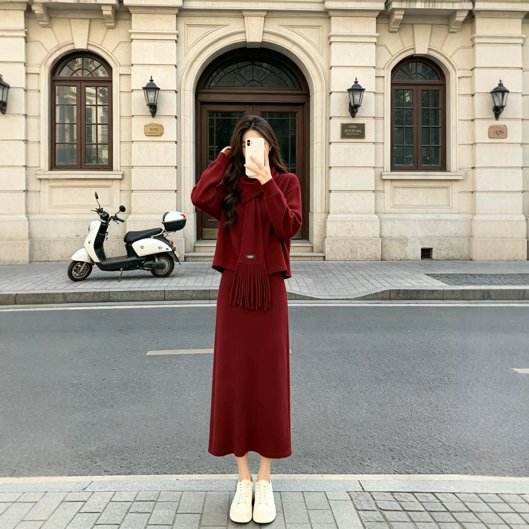 韩版高级感女秋冬时尚红色新年2026超火减龄套装裙休闲两件套气质