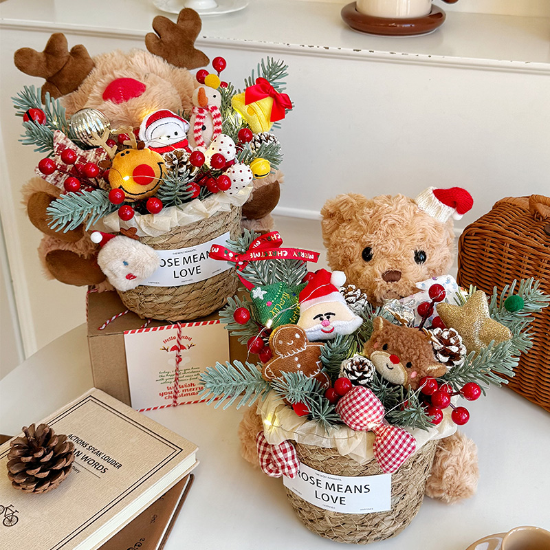 圣诞节礼物毛绒小熊抱抱桶送女友