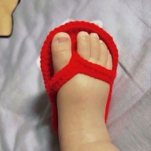 成品发货新款百天宝宝人字拖手工钩织儿童新生儿迷你拖鞋婴儿可爱