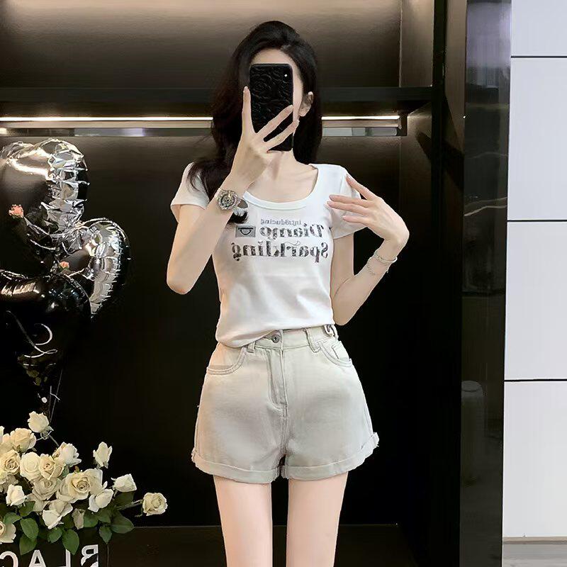 潮牌新款小个子时尚套装女款珠片刺绣短袖T恤高腰牛仔短裤两件套