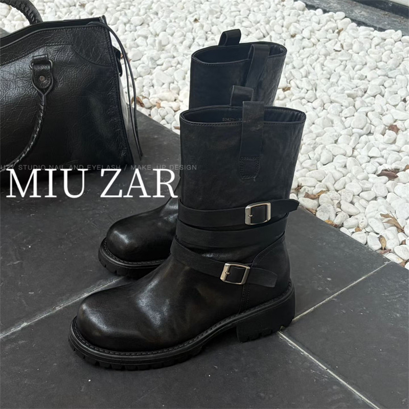 妙莎MIUZAR女鞋2026秋季新款高跟时装靴中筒时髦双皮带卡扣真皮靴