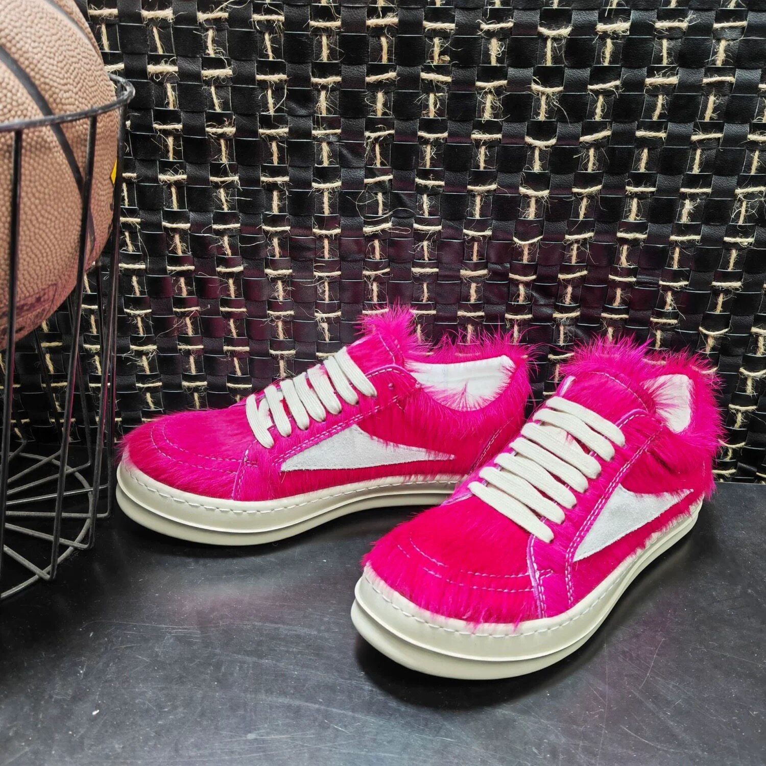 2025新款ro小倒三角复古奢华马毛板鞋男女同款情侣休闲鞋ROMIKON