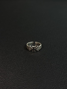 小心袖 vintage铁十字雕花戒指复古小众简约百搭男女指环配饰 口