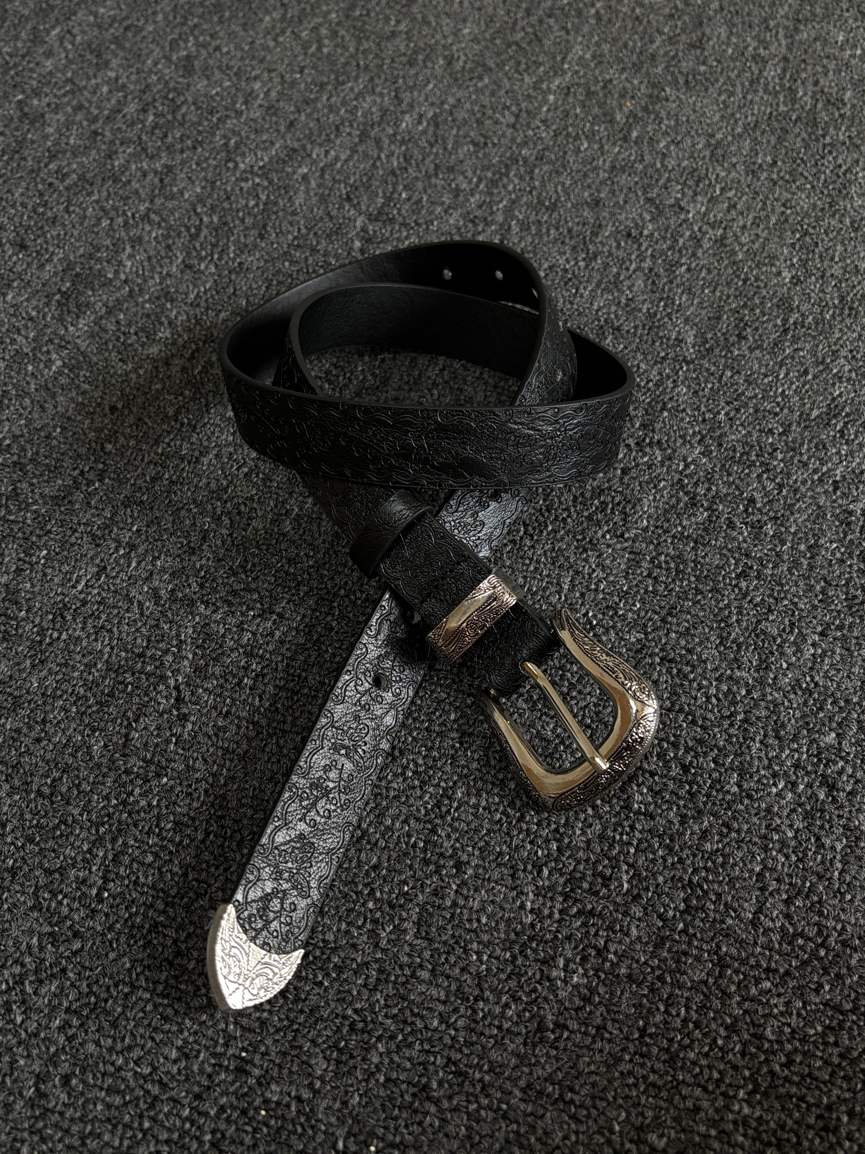小心袖口 Vintage中古黑色压印针扣腰带小众日常简约百搭男女皮带
