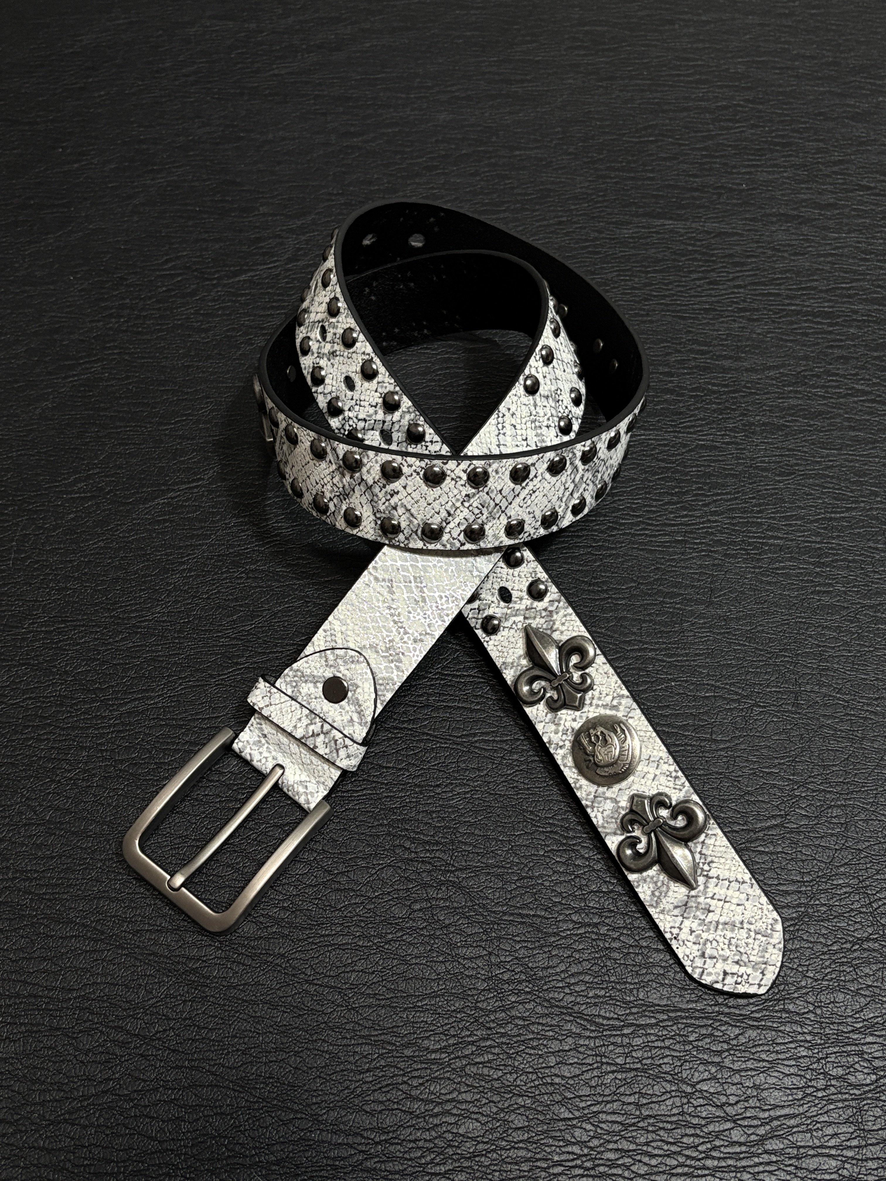 小心袖口 Vintage中古白蛇纹鸢尾花皮带朋克重工小众男女腰带配饰