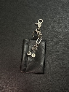 小心袖口 Cleanfit便携磁吸收纳卡包金属钥匙扣挂件骰子包包挂件