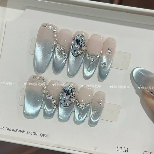 【碧海流光】手工穿戴甲冰透蓝色猫眼镶钻纯欲仙气高级感显白美甲