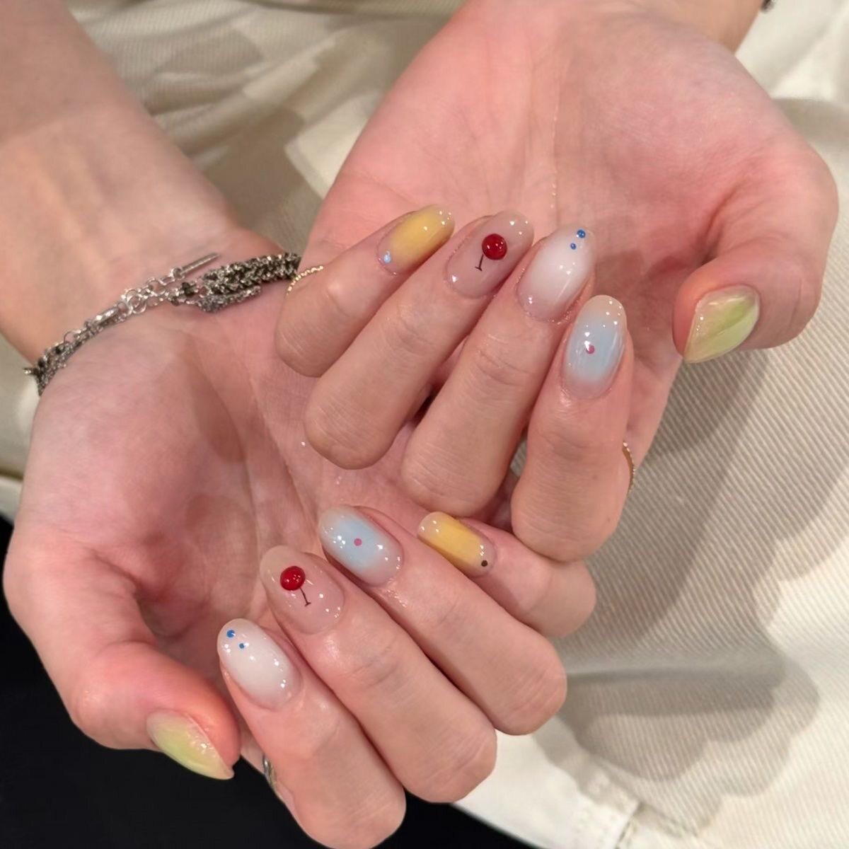 【QQ果冻】手工穿戴甲夏日马卡龙黄绿蓝橙渐变美甲可爱樱桃美甲贴
