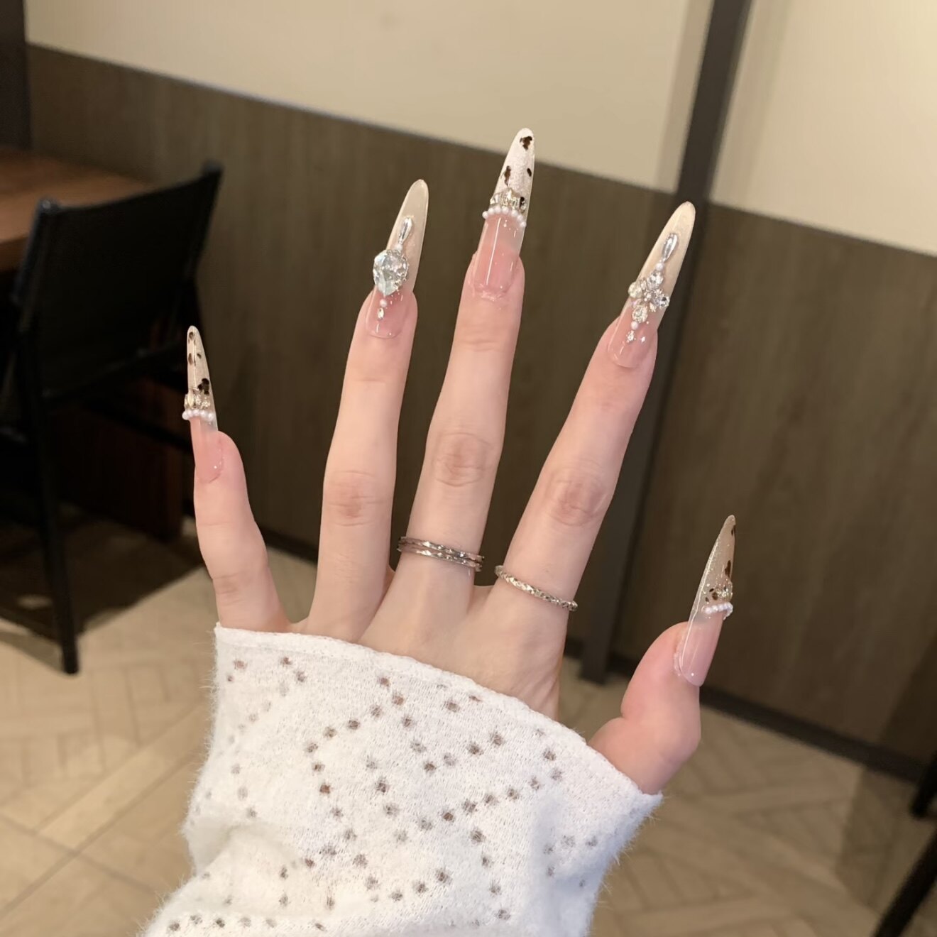 【奢华豹纹】手工穿戴甲秋日美拉德色渐变豹纹猫眼法式珍珠美甲贴
