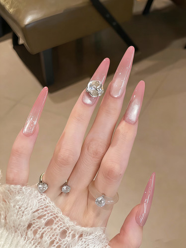 【蜜桃啵啵】手工穿戴甲显白渐变猫眼蜜桃粉温柔显白中长款美甲贴