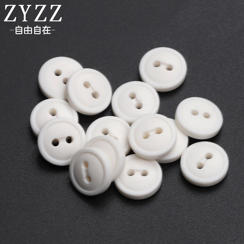 树脂两眼面包哑光白色衬衫纽扣扣子T恤针织衫小纽扣 圆形手缝扣子