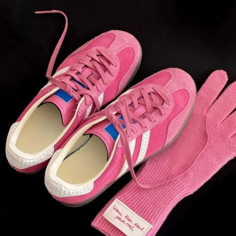 草莓熊粉色真皮德训鞋女2025新款百搭复古休闲运动鞋平底阿甘板鞋,女鞋,浅口单鞋,淘宝优惠券,粉丝福利购,淘宝优惠卷