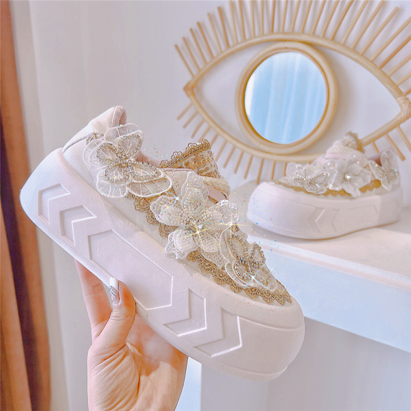 小香风厚底圆头休闲鞋显瘦内增高