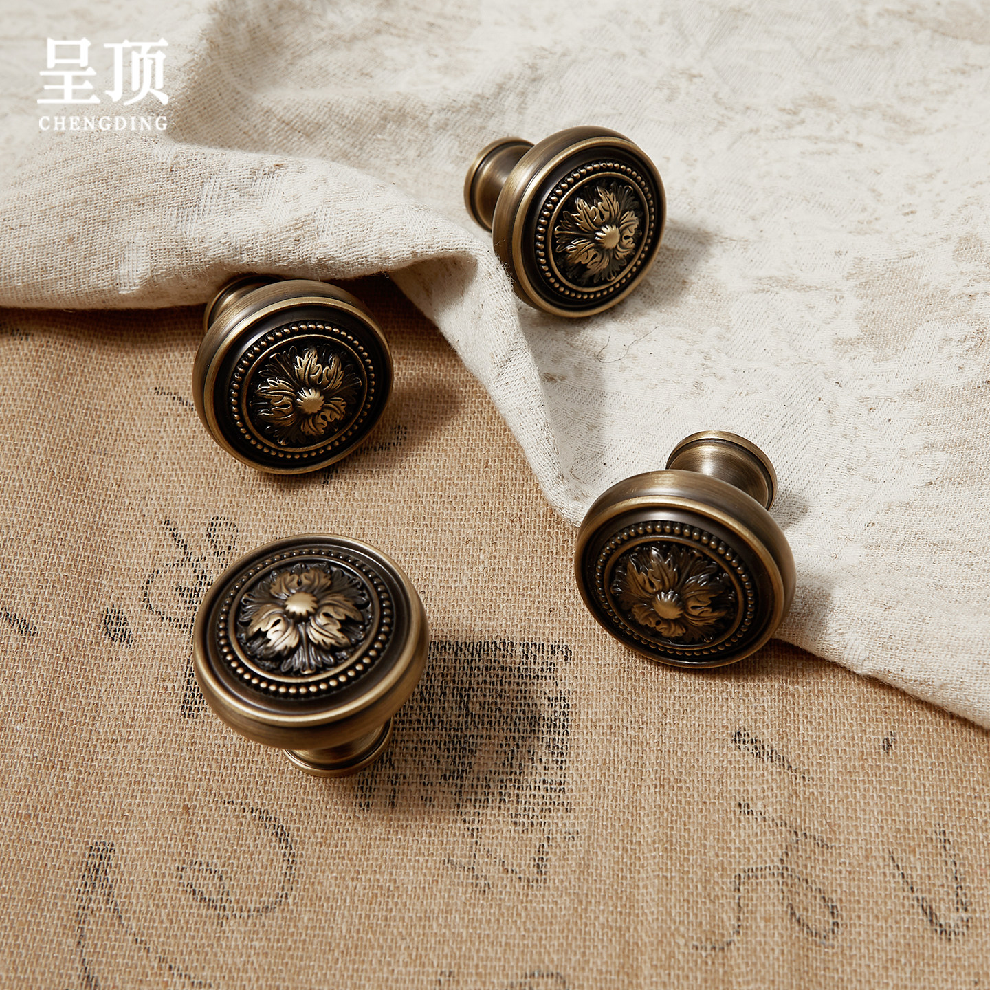 呈顶欧式黄铜衣柜门把手抽屉中古风古铜色单孔法式复古圆形小拉手