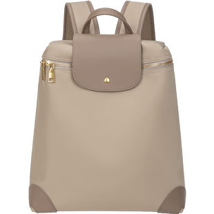 双肩包女轻便防盗通勤背包2025新款尼龙旅行包时尚高级感学生文艺