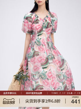 她图专柜法式印花v领连衣裙女2026夏季新款洋气收腰莱赛尔A字裙子