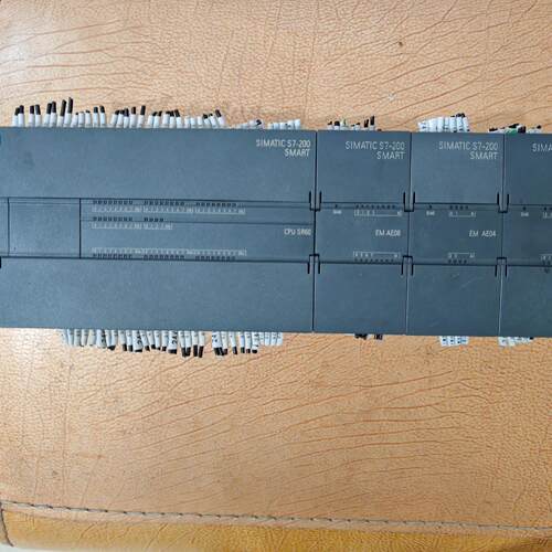 议价S7-200 SMART CPU SR60 AE08 AE04 DR16 PLC工控模块维修