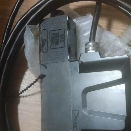 议价D1FPE50HB9NS003 Parker压力传感器 工控自动化液压配件维修
