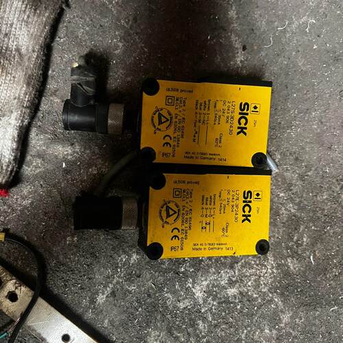 议价L27E-3P2430 光电传感器 工业自动化感应检测器件维修