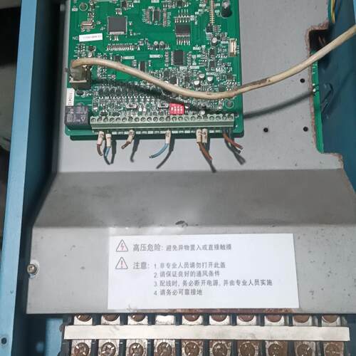 议价F2000-G0220T3C 捷豹空压机变频器 工控工业设备维修