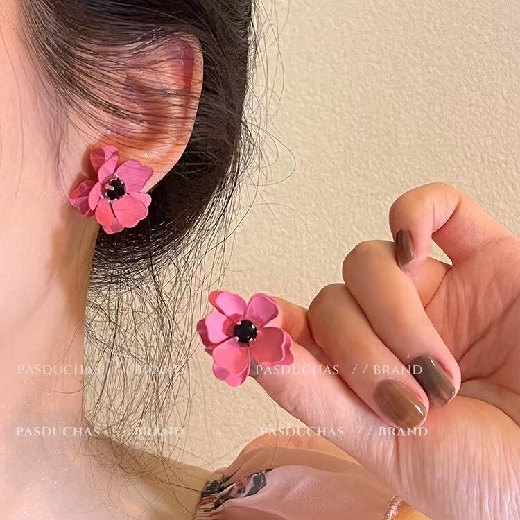 粉色花朵耳环女2025新款爆款高级感轻奢小众设计耳钉耳饰春夏耳坠