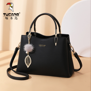 啄木鸟女士包包2026秋冬斜挎时尚女包大容量斜挎手提包中年妈妈包