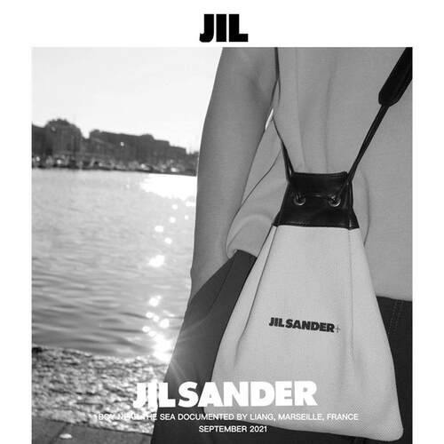 JIL 时尚单肩斜跨抽绳帆布水桶包手提包 JIL BASH