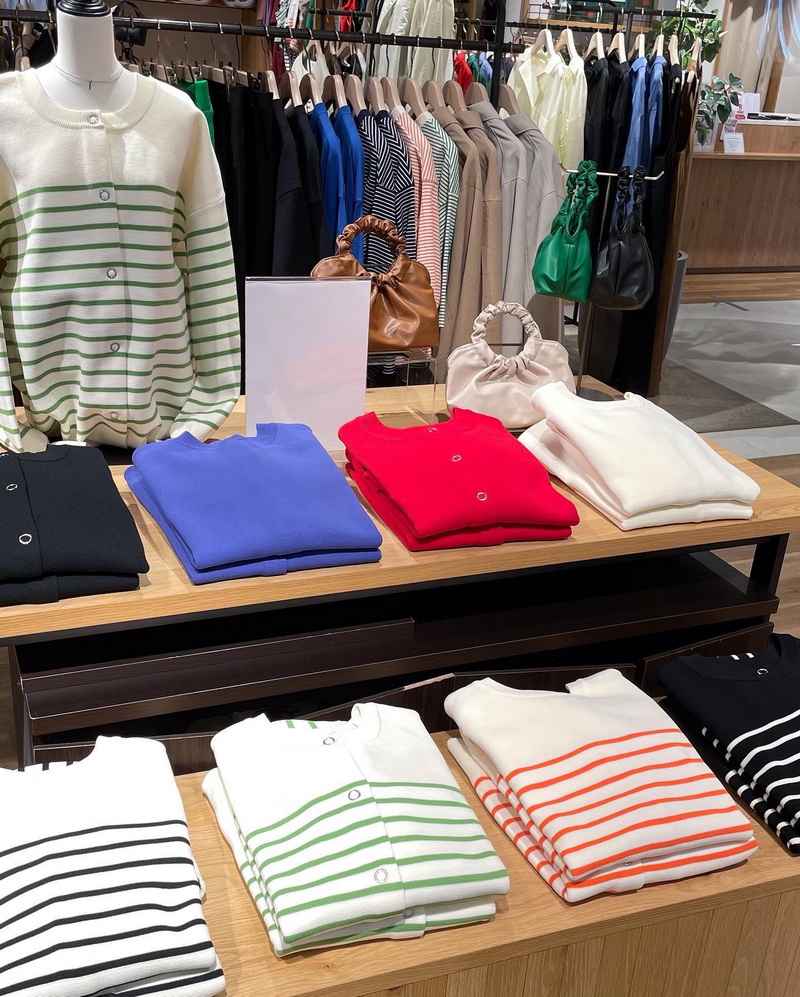 前后2穿轻便灯笼袖针织衫外套