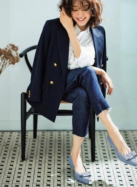 Office Max菁英感 MO家 女性髙级美 易打理双排浮雕金扣西装外套