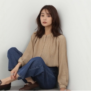 千金系N家 高阶通勤时髦！洋气百搭 满满质感 肩部捏褶金属扣衬衫