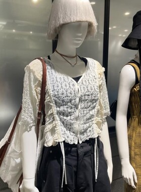 巴黎时光 JS爆款回归 重工蕾丝拼接 抽绳多造型提花蕾丝短袖衬衫