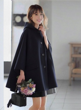 浪漫慵懒氛围感 MO明星款 手缝双面呢时尚斗篷式连帽排扣毛呢大衣