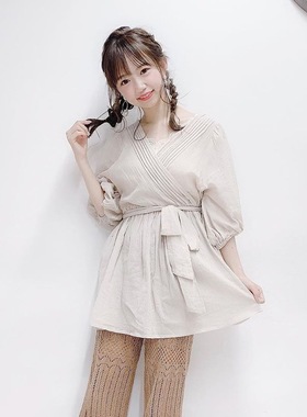 【血亏价】Ch1co 22夏 收腰荷叶摆交叉V领心机锁骨收腰衬衫上衣