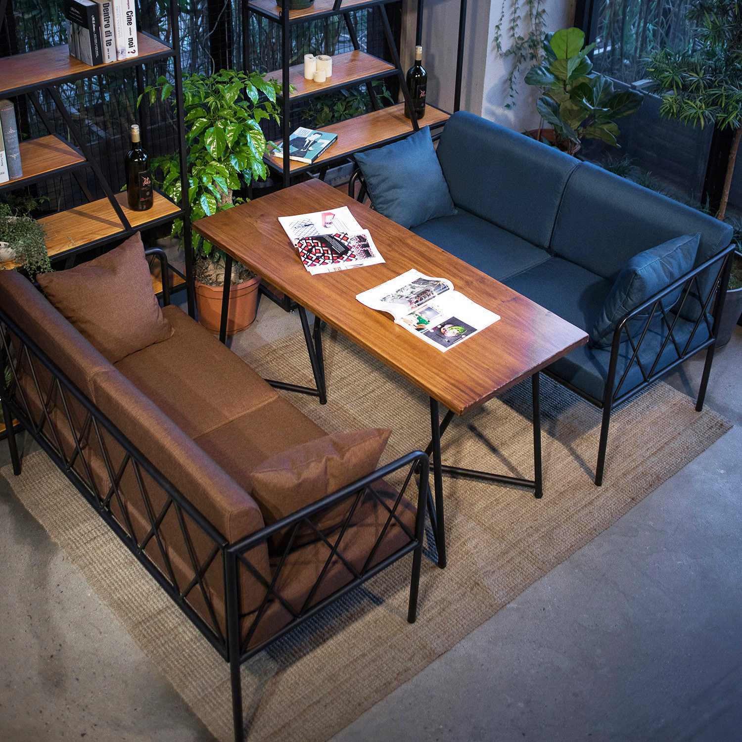 北欧工业风卡座咖啡厅奶茶西餐饮酒吧甜品店铁艺卡座沙发桌椅组合