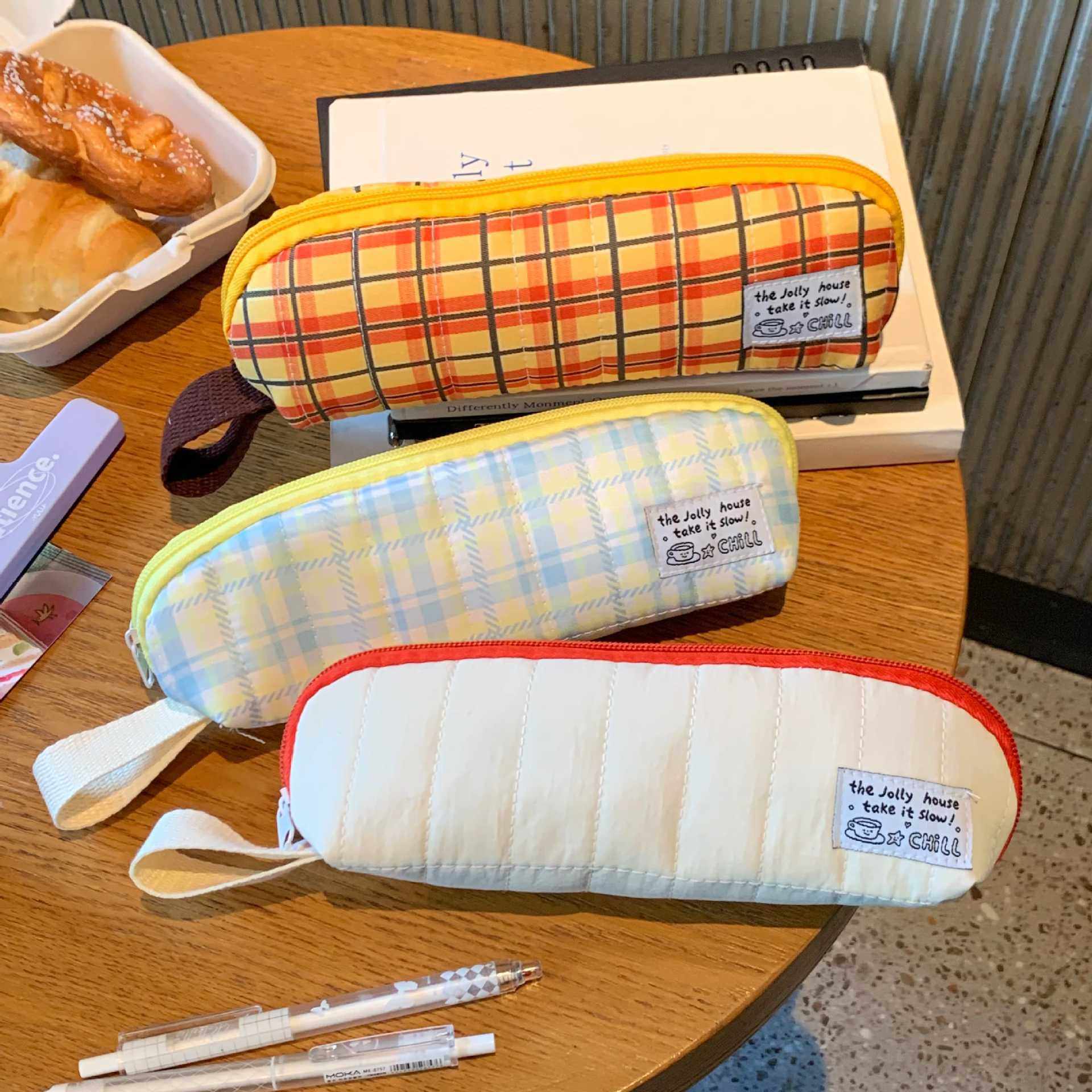 格纹三角笔袋高颜值初高中生大容量文具盒便携式手提收纳包文具袋,文具电教/文化用品/商务用品,笔袋,淘宝优惠券,粉丝福利购,淘宝优惠卷