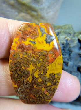 微瑕处理 草花美 正宗宣化战国红玛瑙 背云吊坠 微瑕