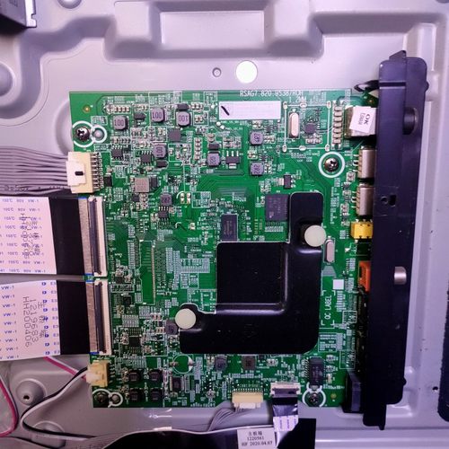 海信H65E3A-Y主板RSAG7.820.9538(BOM3/4/93)屏HD650V1U72-T0L2K1