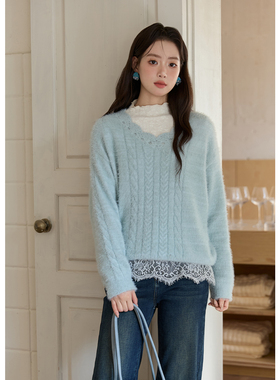 谜秀海盐蓝毛衣秋冬款女装柔软宽松V领绞花针织衫MXE51Z2594