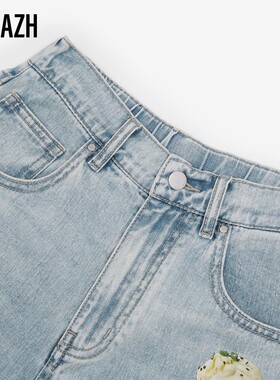 URLAZH有兰2021冬季新款回力联名水洗浅蓝显瘦牛仔裤女CK3DP27