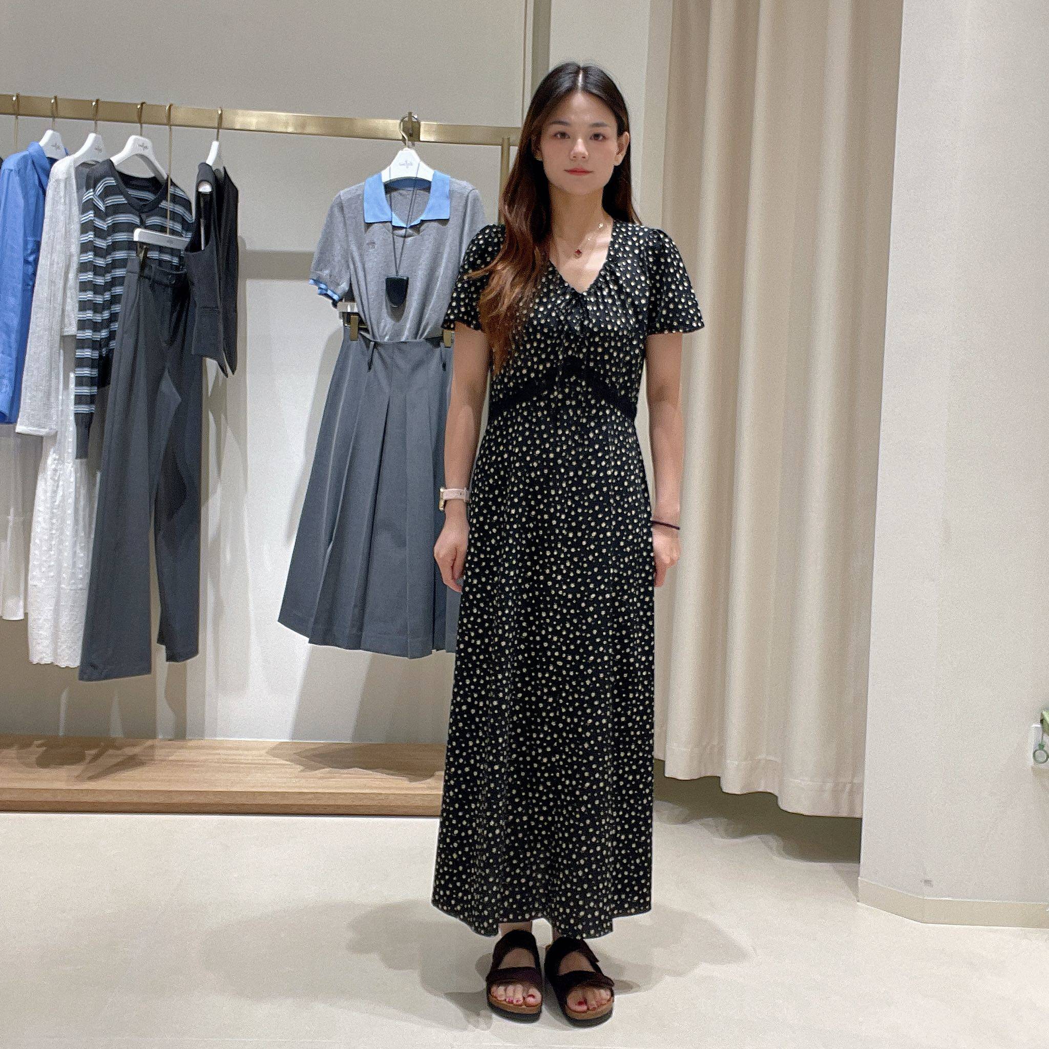 伊芙丽女士时尚简约连衣裙连身衣1G7690521